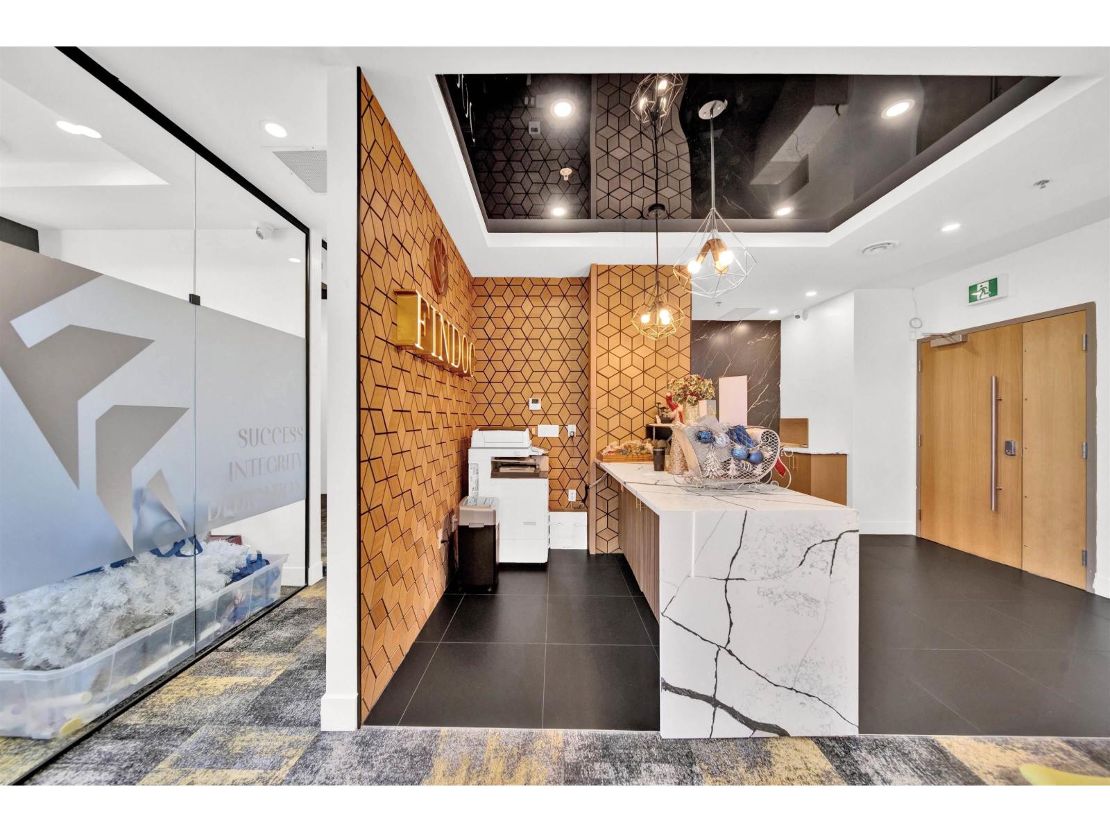 402 8318 120 Street, Surrey, British Columbia  V3W 3N4 - Photo 8 - C8075875