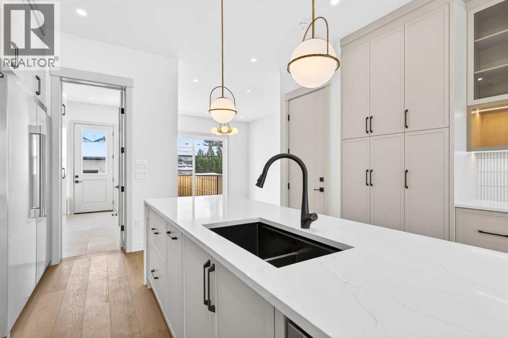 3112 40 Street Sw, Calgary, Alberta  T3E 3J8 - Photo 9 - A2282841