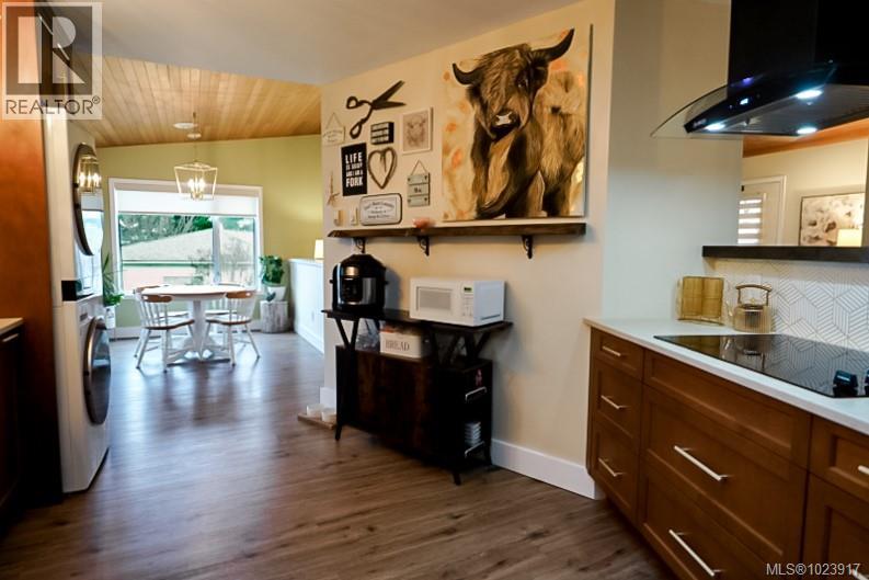 511 Panorama Pl, Parksville, British Columbia  V9P 1A4 - Photo 32 - 1023917