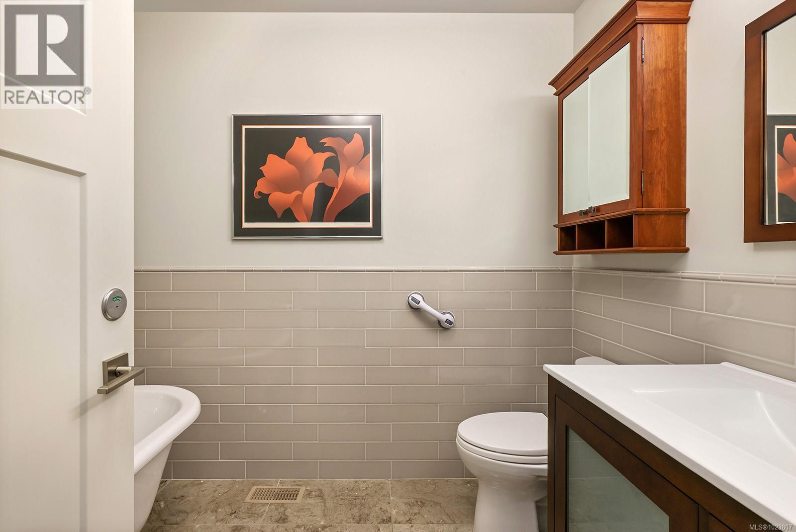 1755 Admiral Tryon Blvd, French Creek, British Columbia  V9P 2V2 - Photo 23 - 1023807