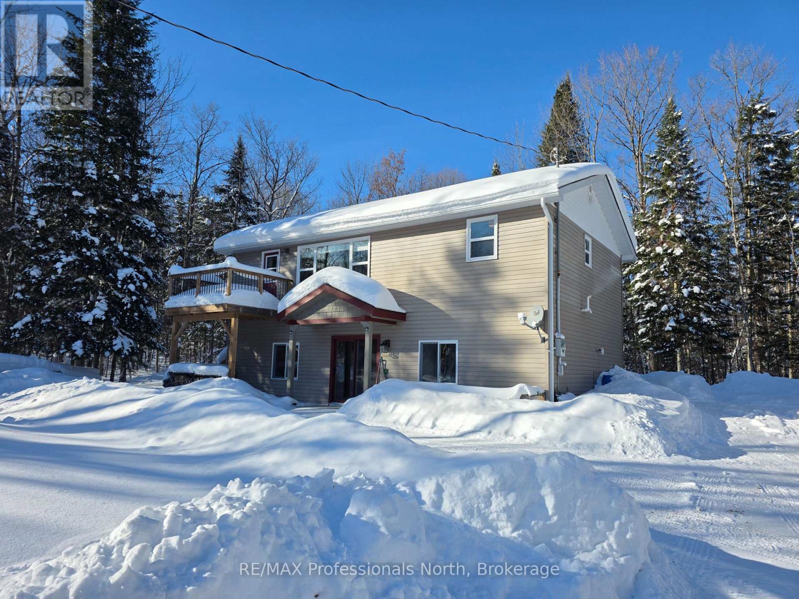 1453 Minnicock Lake Road, Dysart Et Al, Ontario  K0M 1S0 - Photo 2 - X12490266