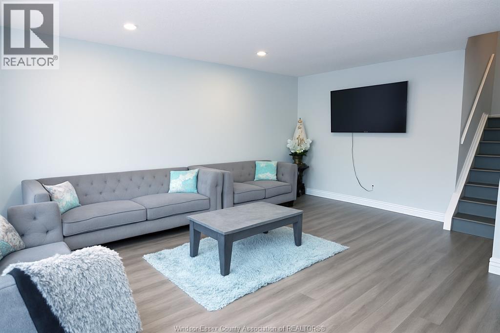 3125 Locust Court, Windsor, Ontario  N8R 2B1 - Photo 6 - 26002619