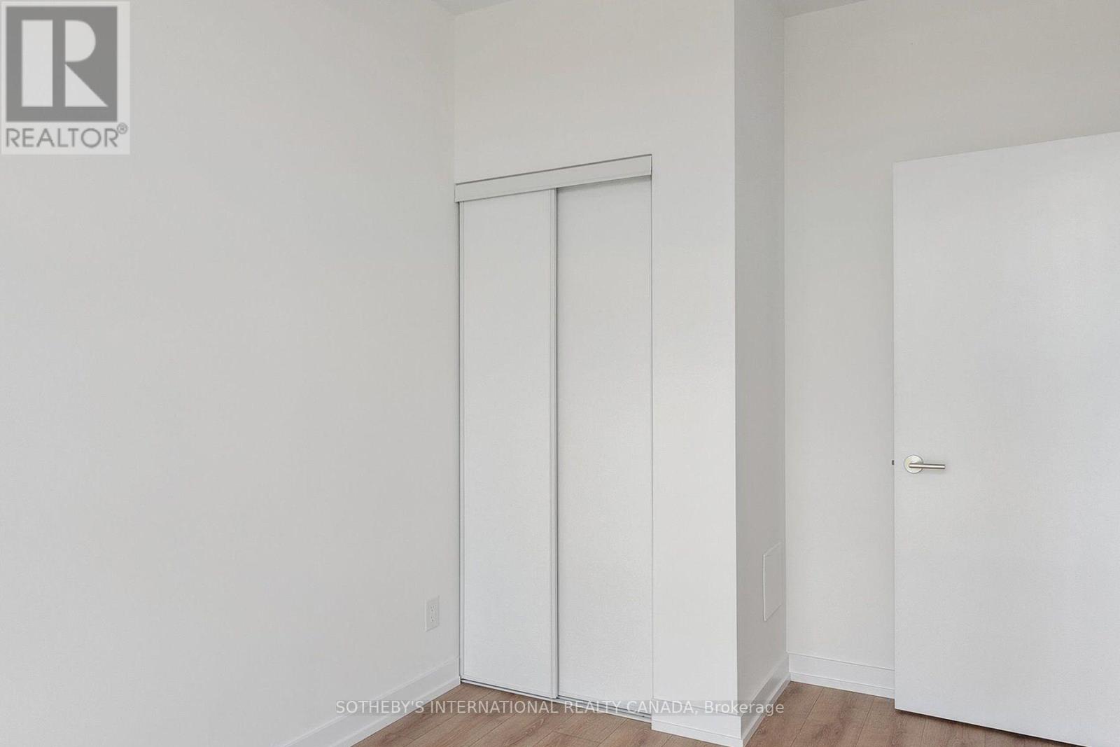 310 - 500 Dupont Street, Toronto, Ontario  M6G 1Y7 - Photo 17 - C12759334