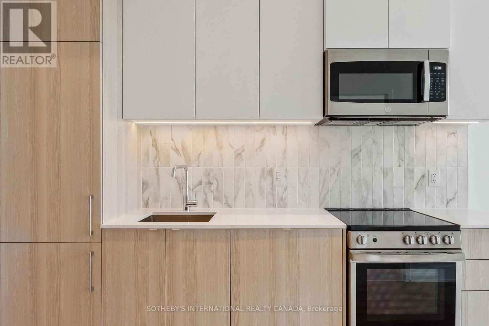 310 - 500 Dupont Street, Toronto, Ontario  M6G 1Y7 - Photo 4 - C12759334