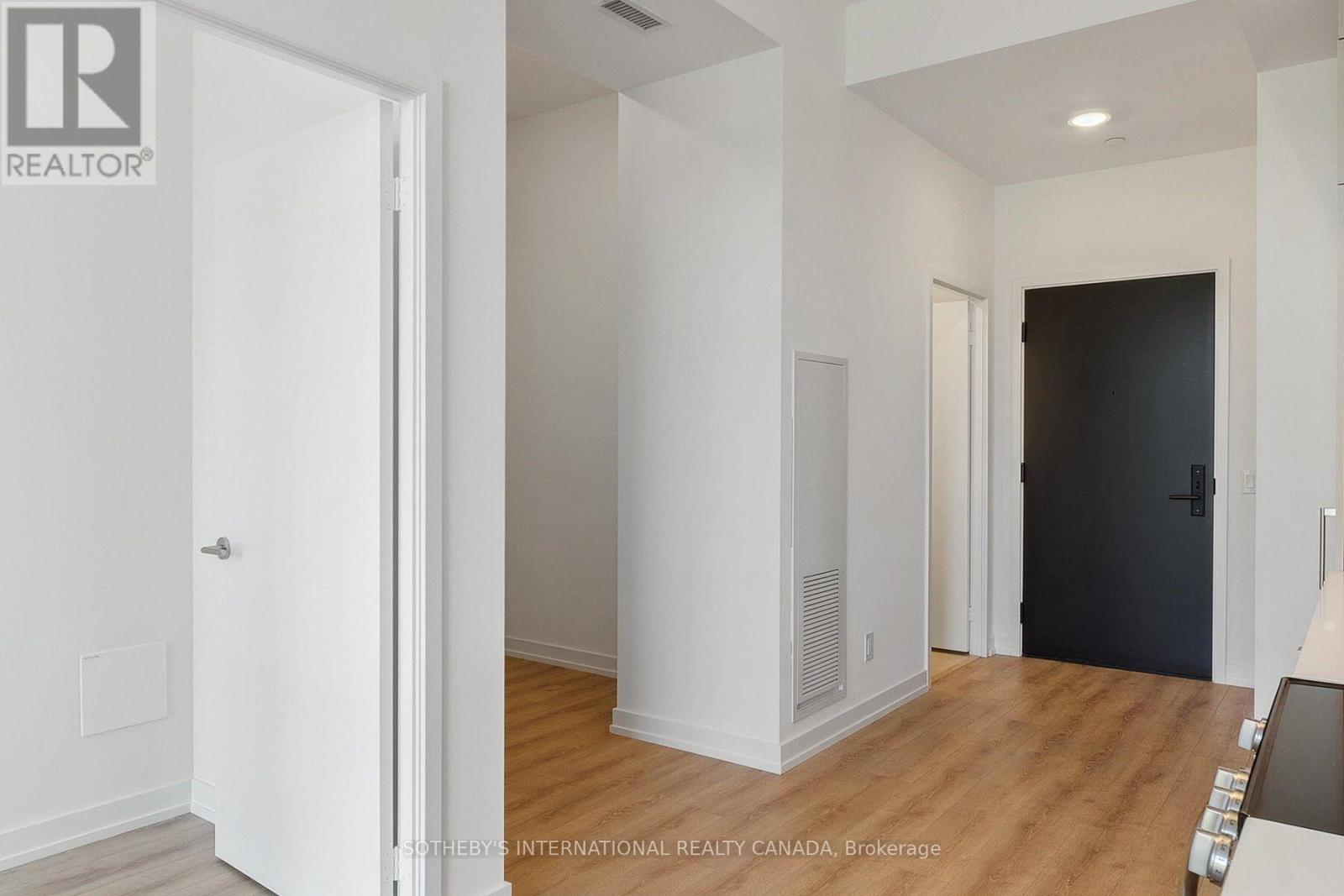 310 - 500 Dupont Street, Toronto, Ontario  M6G 1Y7 - Photo 8 - C12759334