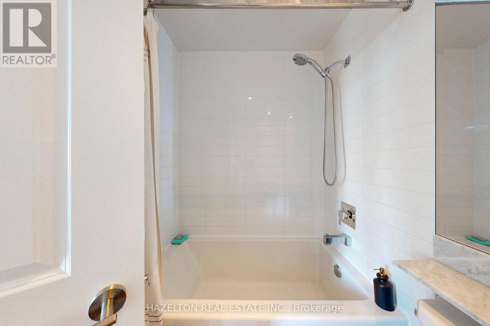 2414 - 125 Western Battery Road, Toronto, Ontario  M6K 3R8 - Photo 31 - C12759336