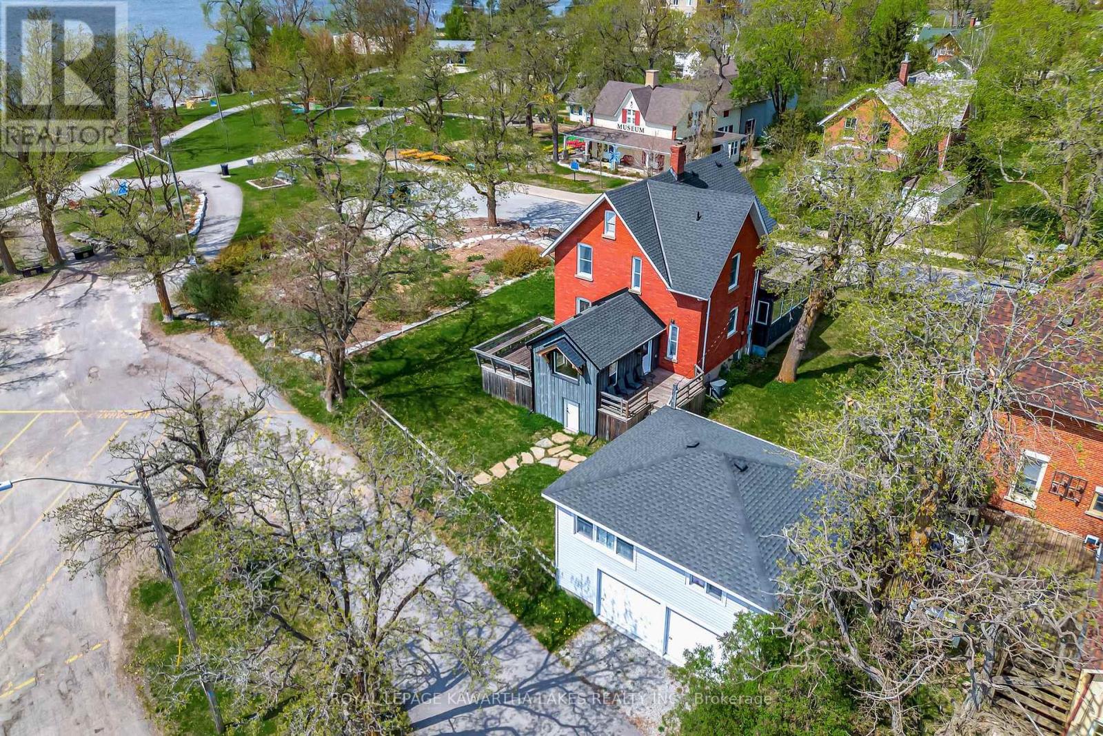 45 Oak Street, Kawartha Lakes (Fenelon Falls), Ontario  K0M 1N0 - Photo 7 - X12759466