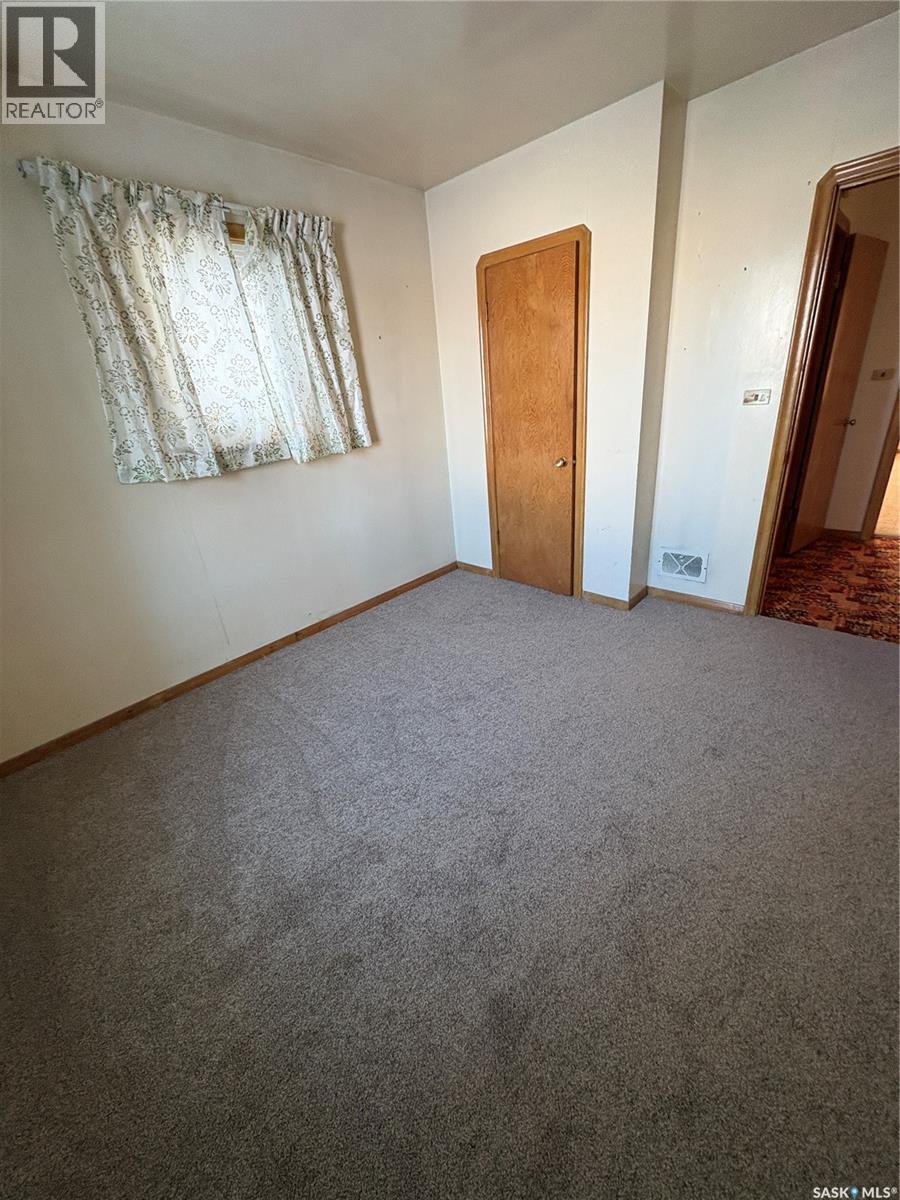 112 2nd Avenue W, Kelvington, Saskatchewan  S0A 1W0 - Photo 22 - SK021823