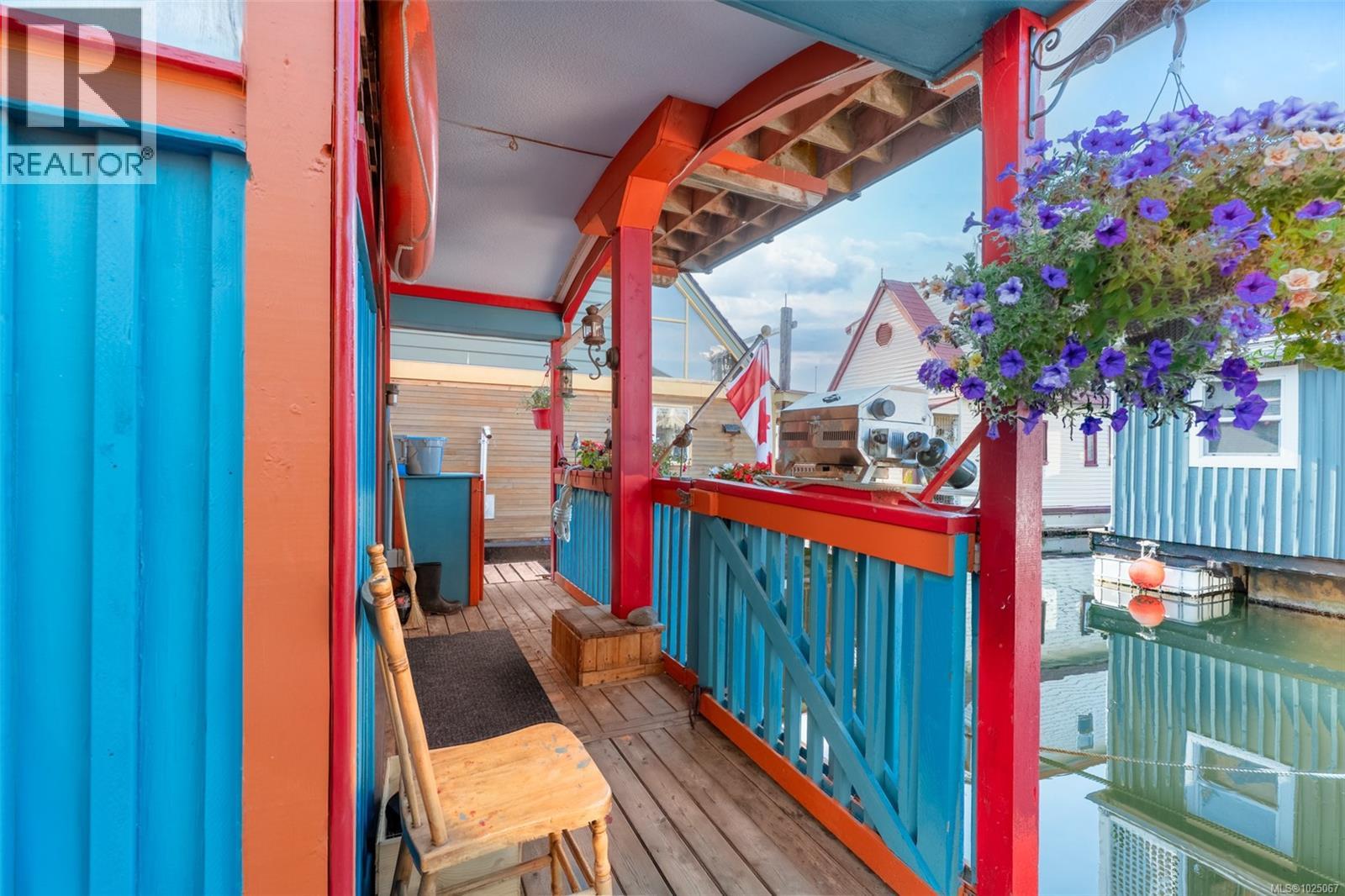 2 1765 Cowichan Bay Rd, Cowichan Bay, British Columbia  V0R 1N0 - Photo 3 - 1025067