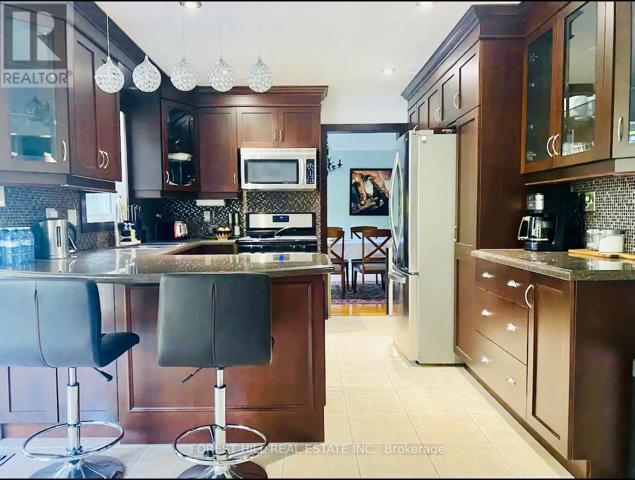 46 William Street, East Gwillimbury (Sharon), Ontario  L0G 1V0 - Photo 9 - N12740818