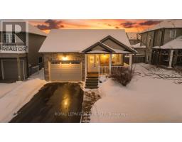 121 FLEMING WAY, Shelburne, Ontario