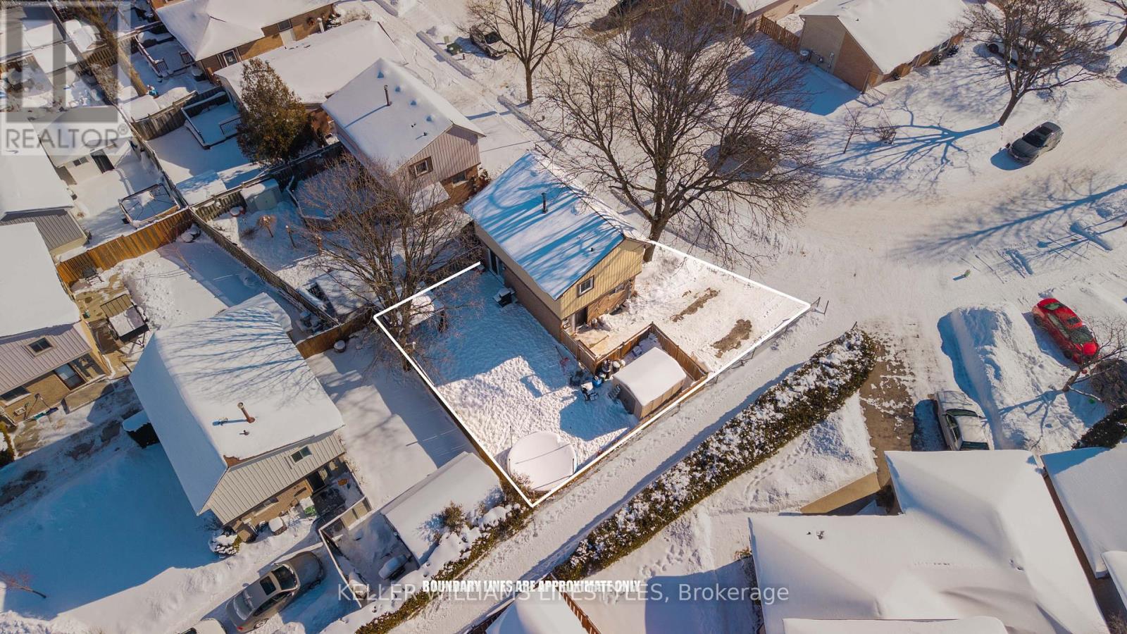 26 Caprice Crescent, London East, Ontario  N5V 3M2 - Photo 3 - X12759472