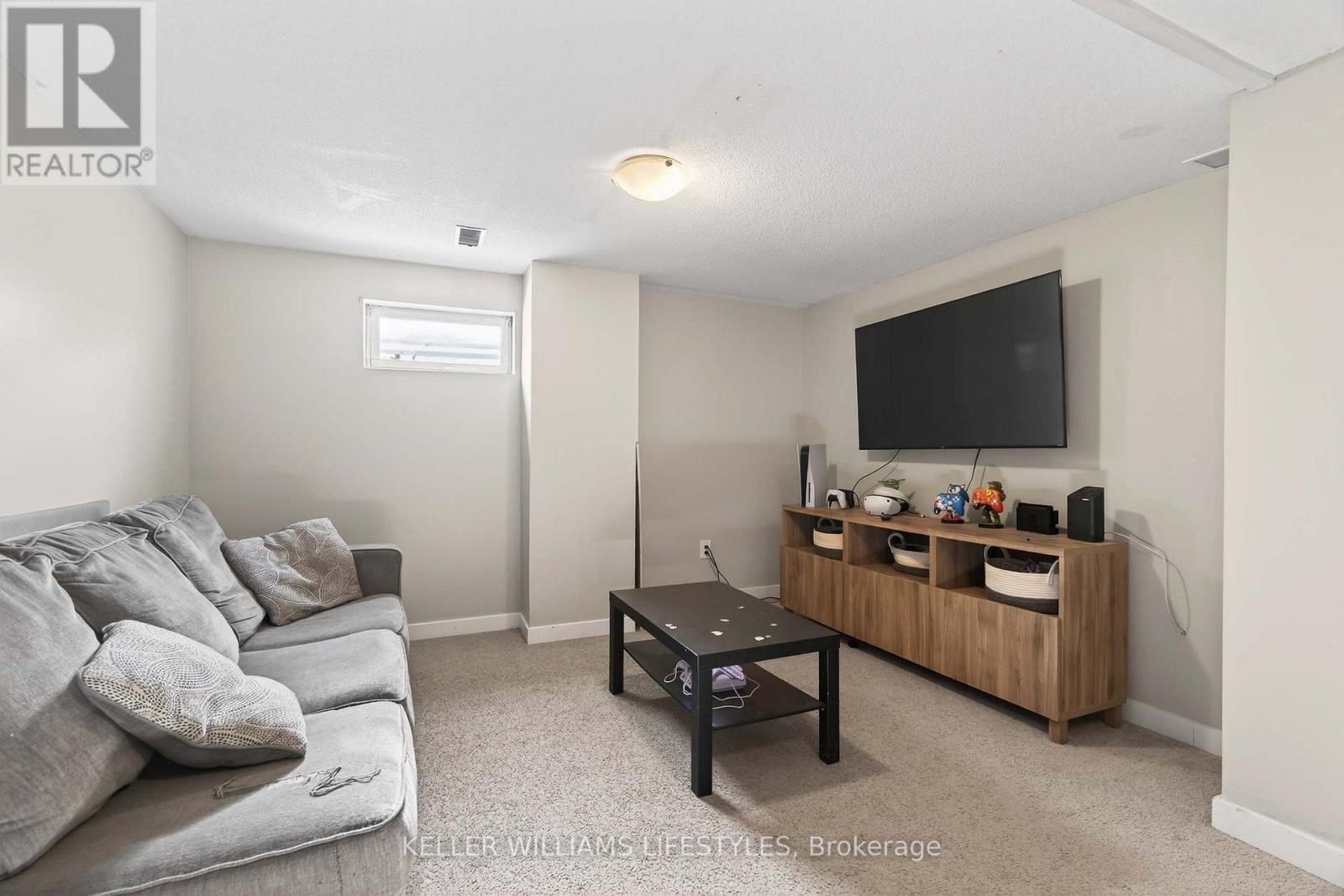 26 Caprice Crescent, London East, Ontario  N5V 3M2 - Photo 35 - X12759472