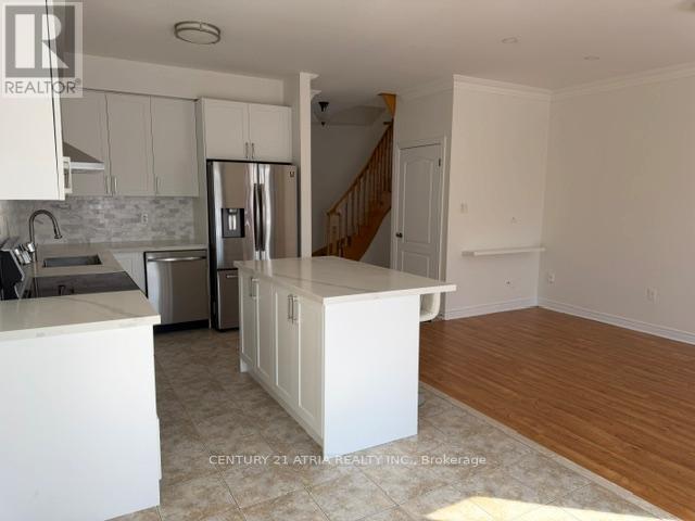 52 Arco Circle, Vaughan, Ontario  L6A 3Z7 - Photo 4 - N12759262