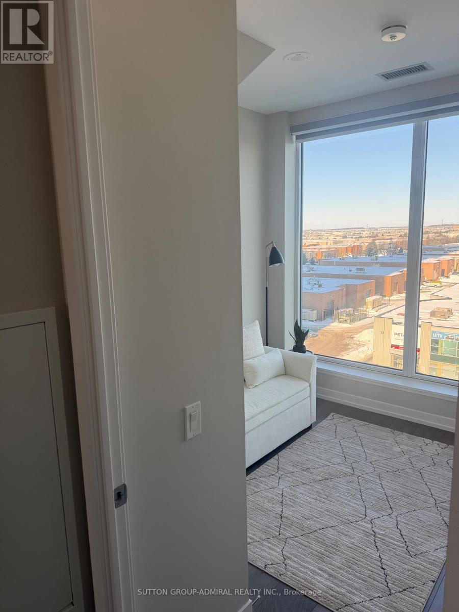 810 - 950 Portage Parkway, Vaughan, Ontario  L4K 0J7 - Photo 8 - N12759298