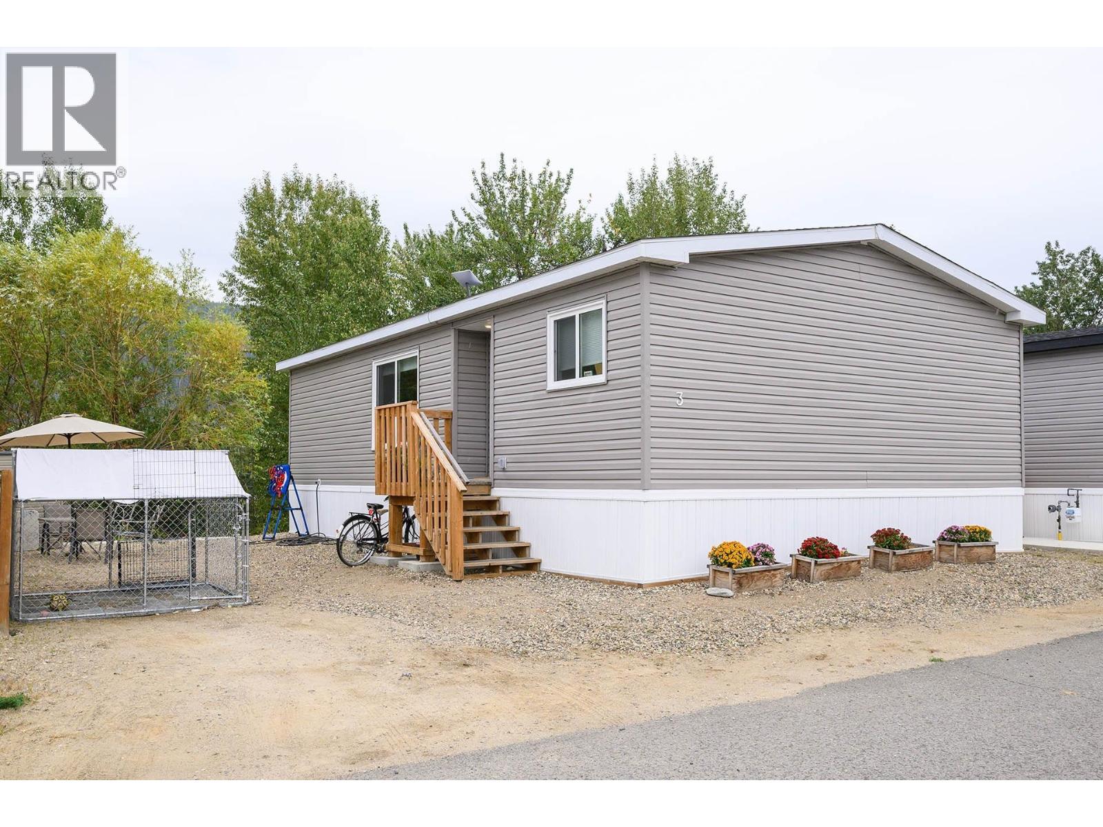 235 AYLMER Road Unit# 3, Chase, British Columbia