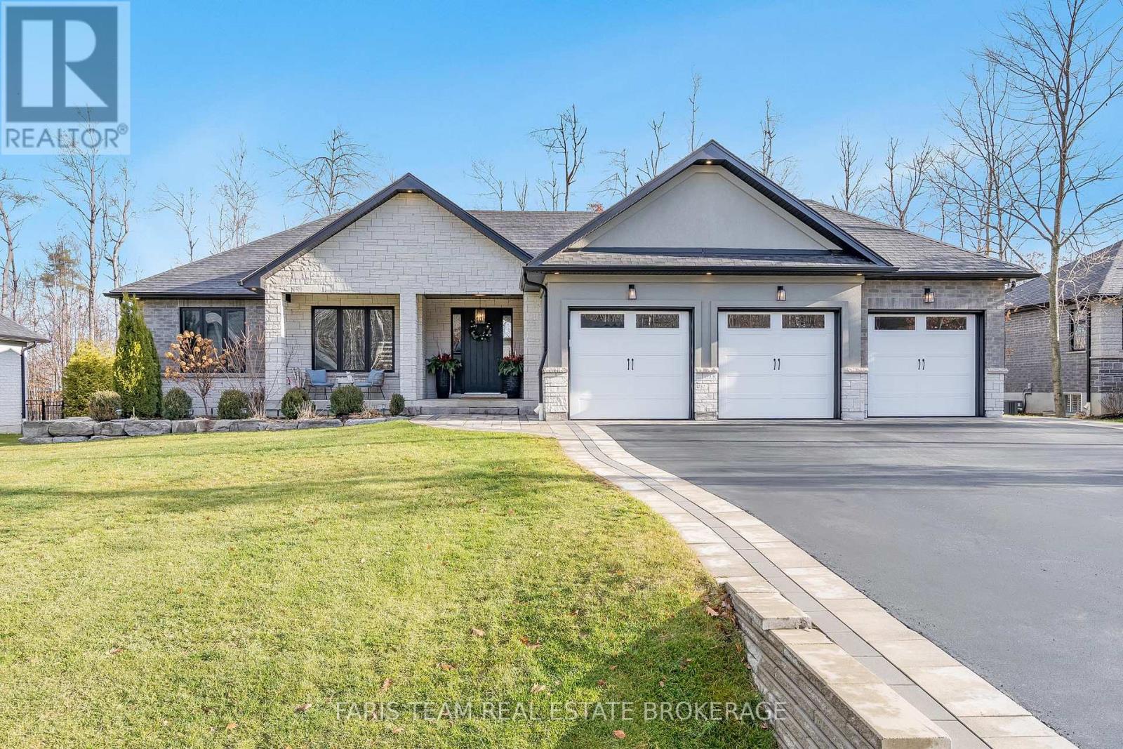 9 Byers Street, Springwater, Ontario  L9X 2A3 - Photo 5 - S12759346