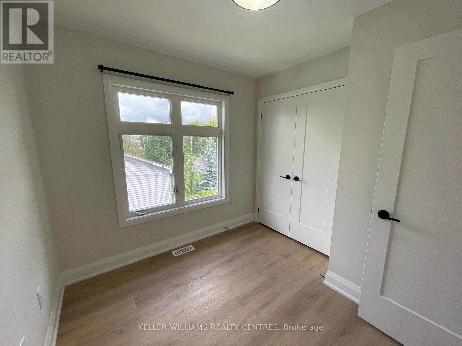 440 Veterans Dr Drive, Barrie (Holly), Ontario  L4N 6A6 - Photo 11 - S12759348