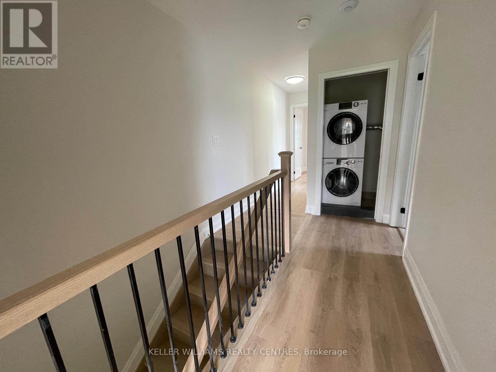 440 Veterans Dr Drive, Barrie (Holly), Ontario  L4N 6A6 - Photo 8 - S12759348