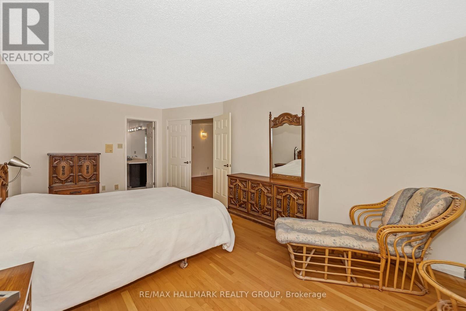 4 Elderwood Trail, Ottawa, Ontario  K2S 1C9 - Photo 33 - X12759386