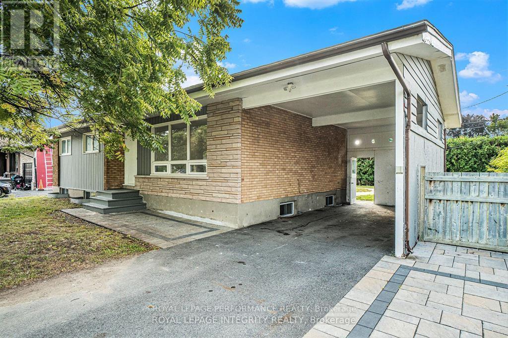 26 Majestic Drive, Ottawa, Ontario  K2G 1C7 - Photo 2 - X12759412