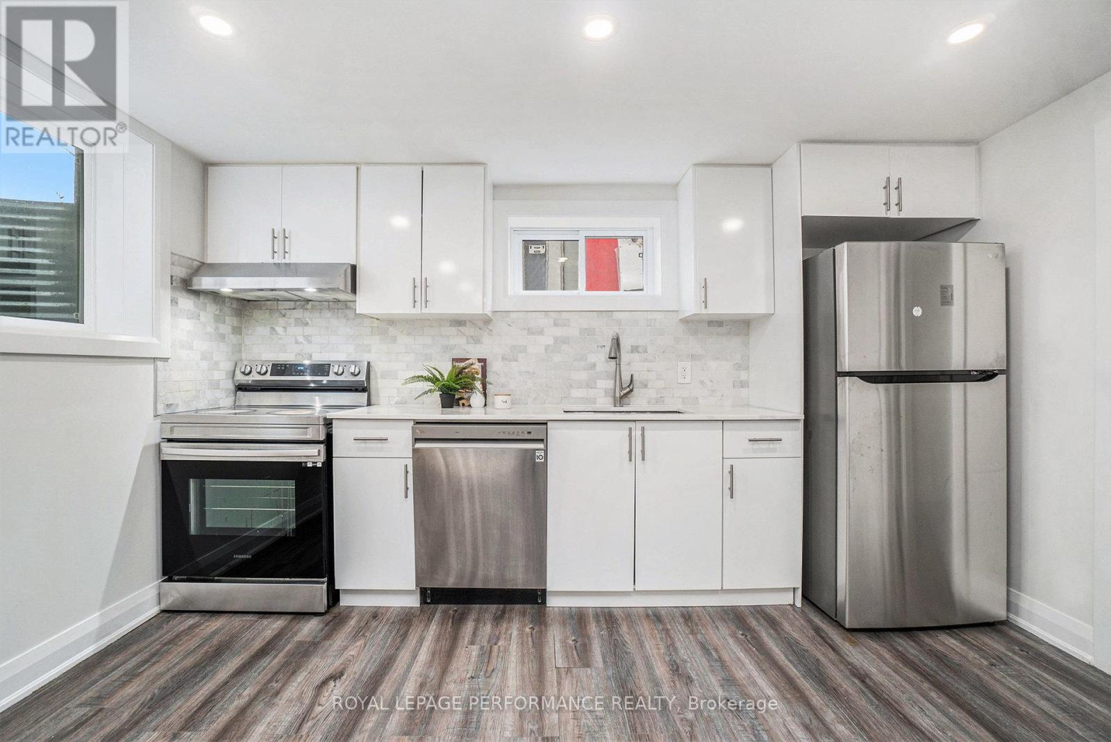 26 Majestic Drive, Ottawa, Ontario  K2G 1C7 - Photo 21 - X12759412