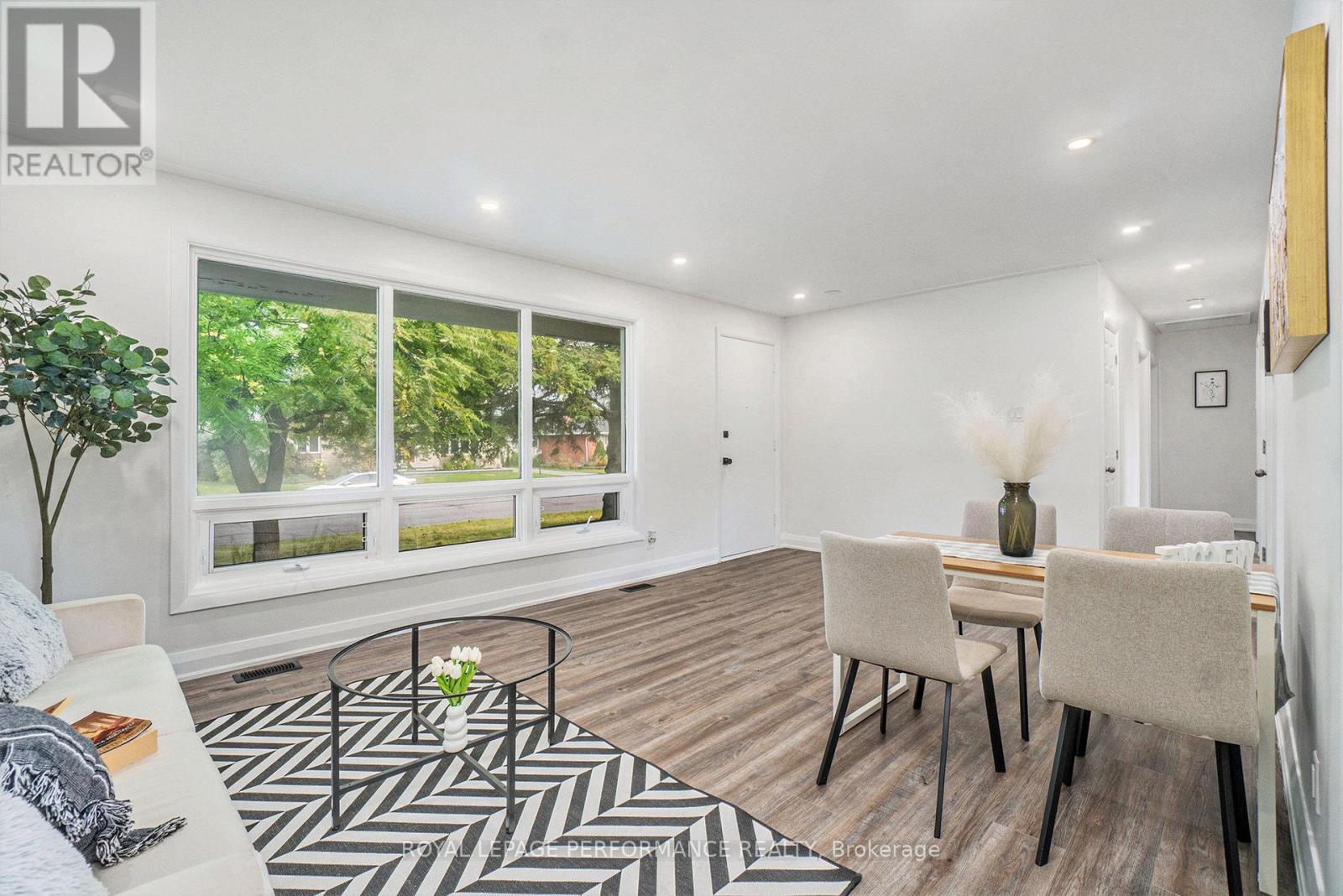 26 Majestic Drive, Ottawa, Ontario  K2G 1C7 - Photo 6 - X12759412