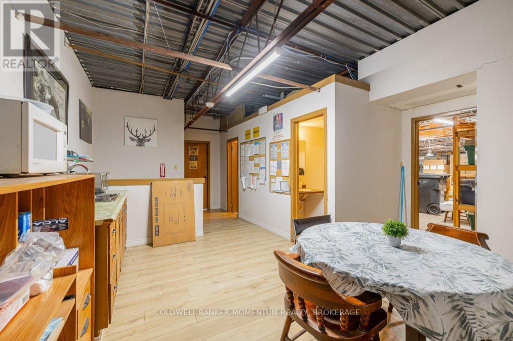 95 Ormond Street S, Thorold (Thorold Downtown), Ontario  L2V 3G2 - Photo 27 - X12759362