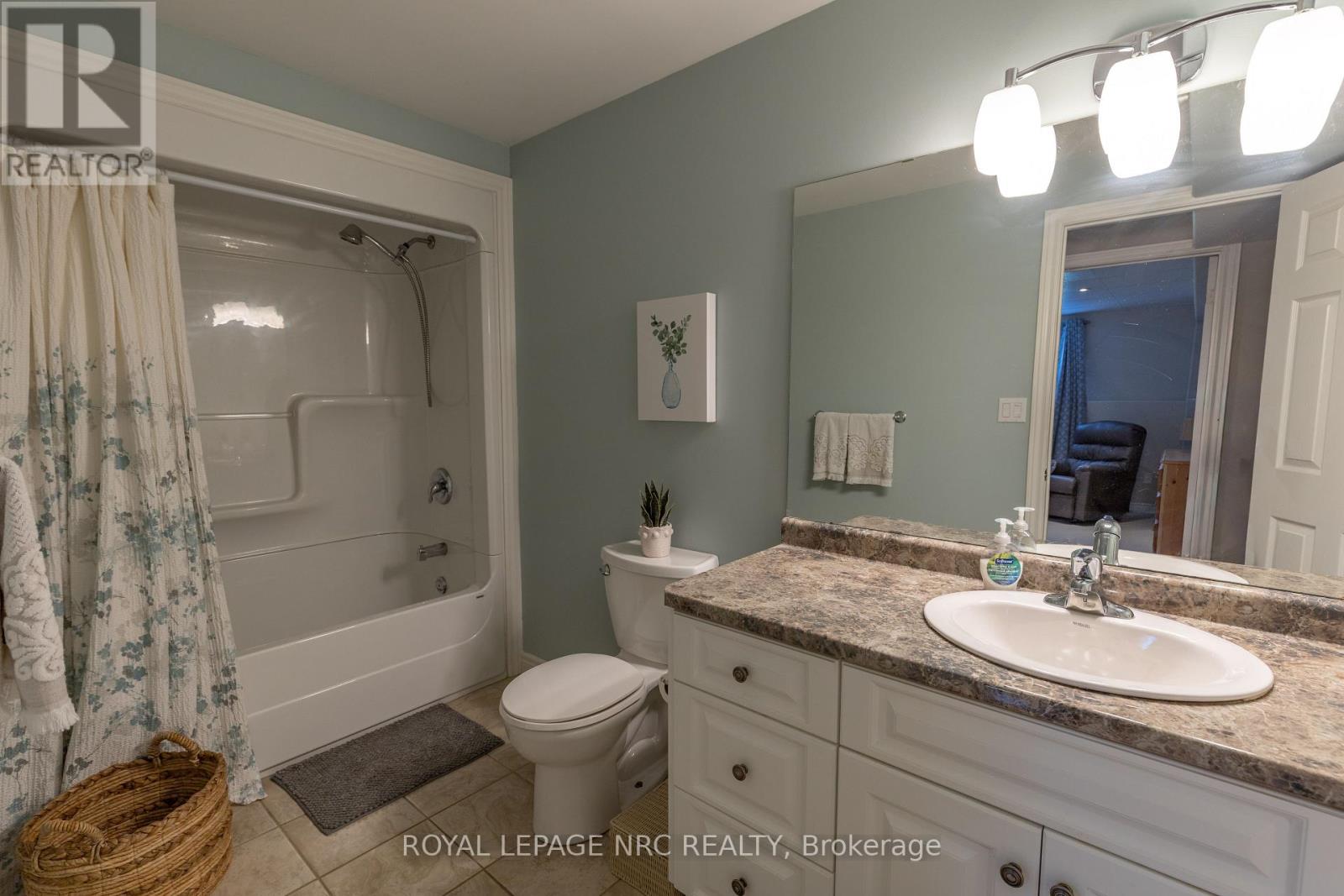 56 Nathalie Court, Welland, Ontario  L3B 6H7 - Photo 20 - X12759376