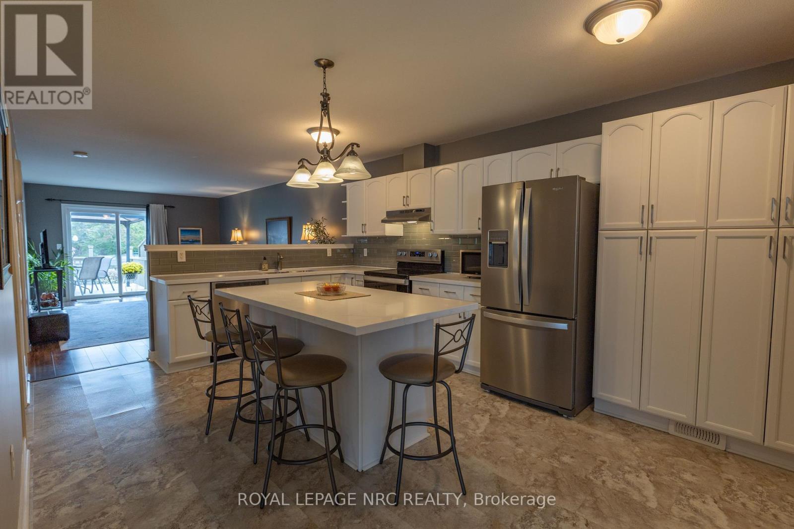 56 Nathalie Court, Welland, Ontario  L3B 6H7 - Photo 3 - X12759376