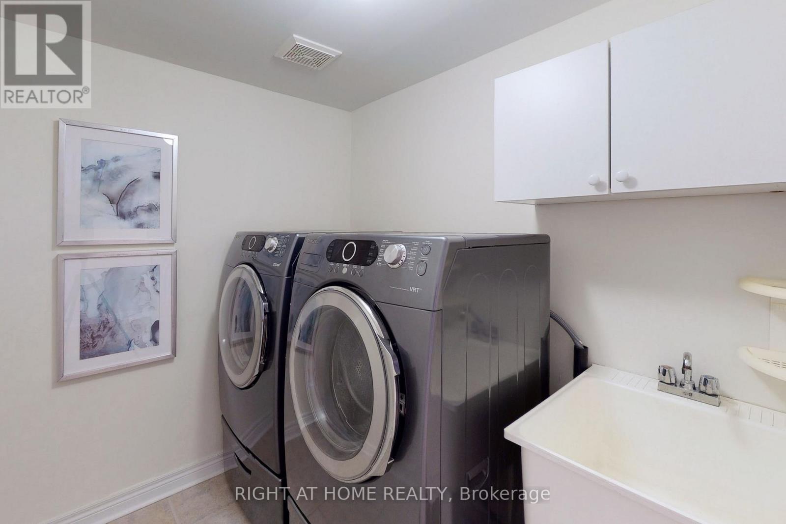 1046 Windbrook Grove, Mississauga, Ontario  L5V 2N7 - Photo 22 - W12759286