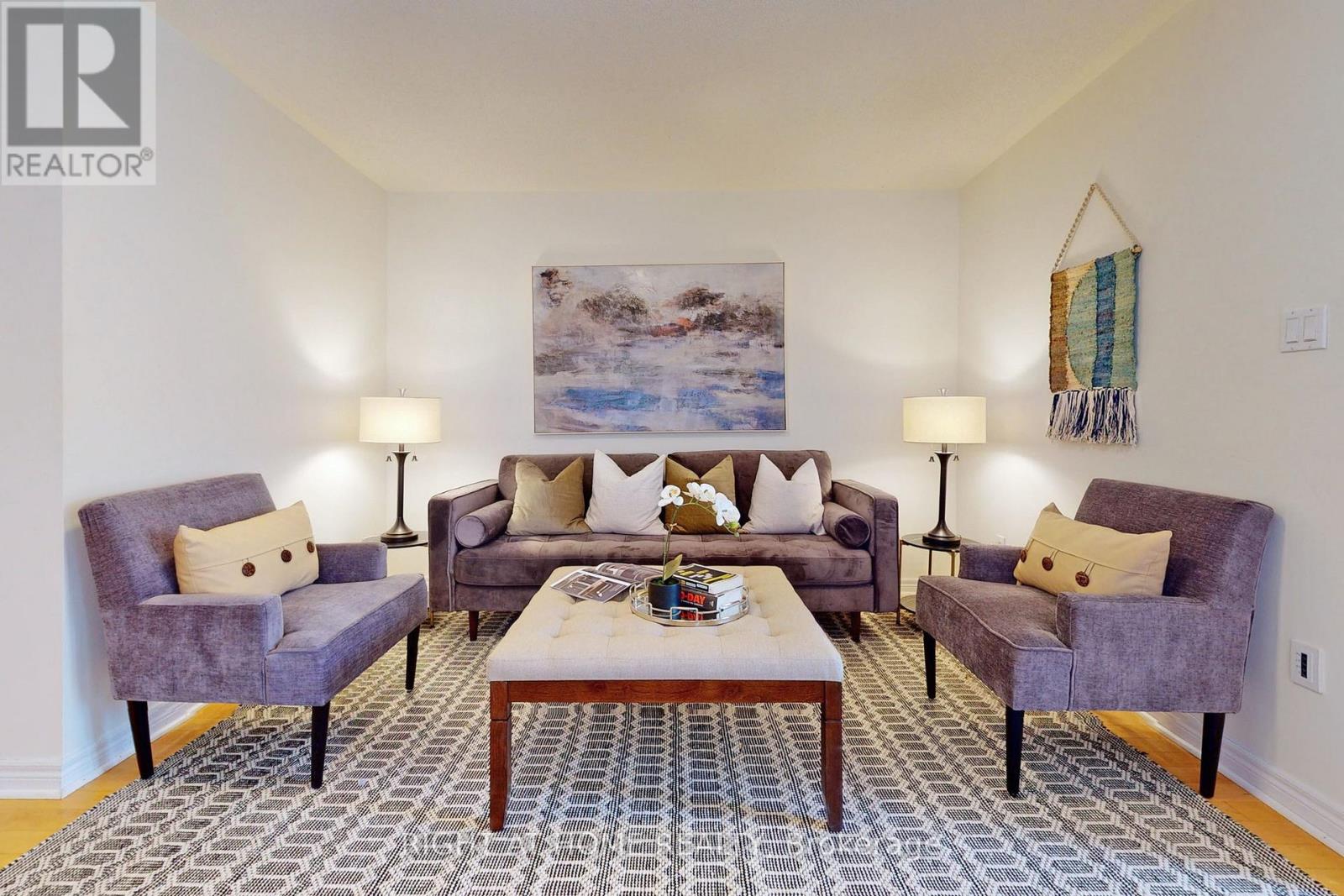 1046 Windbrook Grove, Mississauga, Ontario  L5V 2N7 - Photo 5 - W12759286