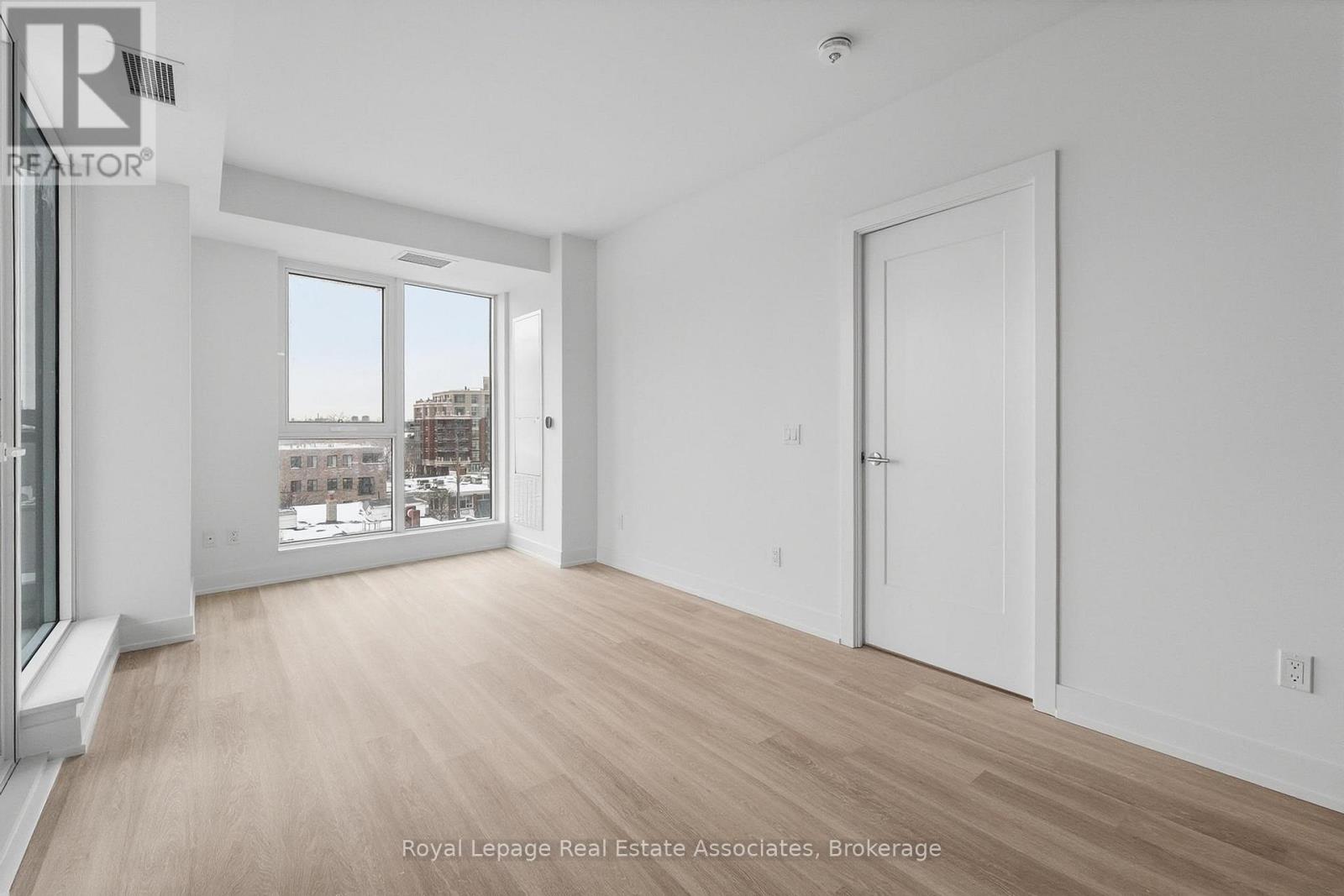 612 - 25 Cordova Avenue, Toronto, Ontario  M9A 0E5 - Photo 6 - W12759310