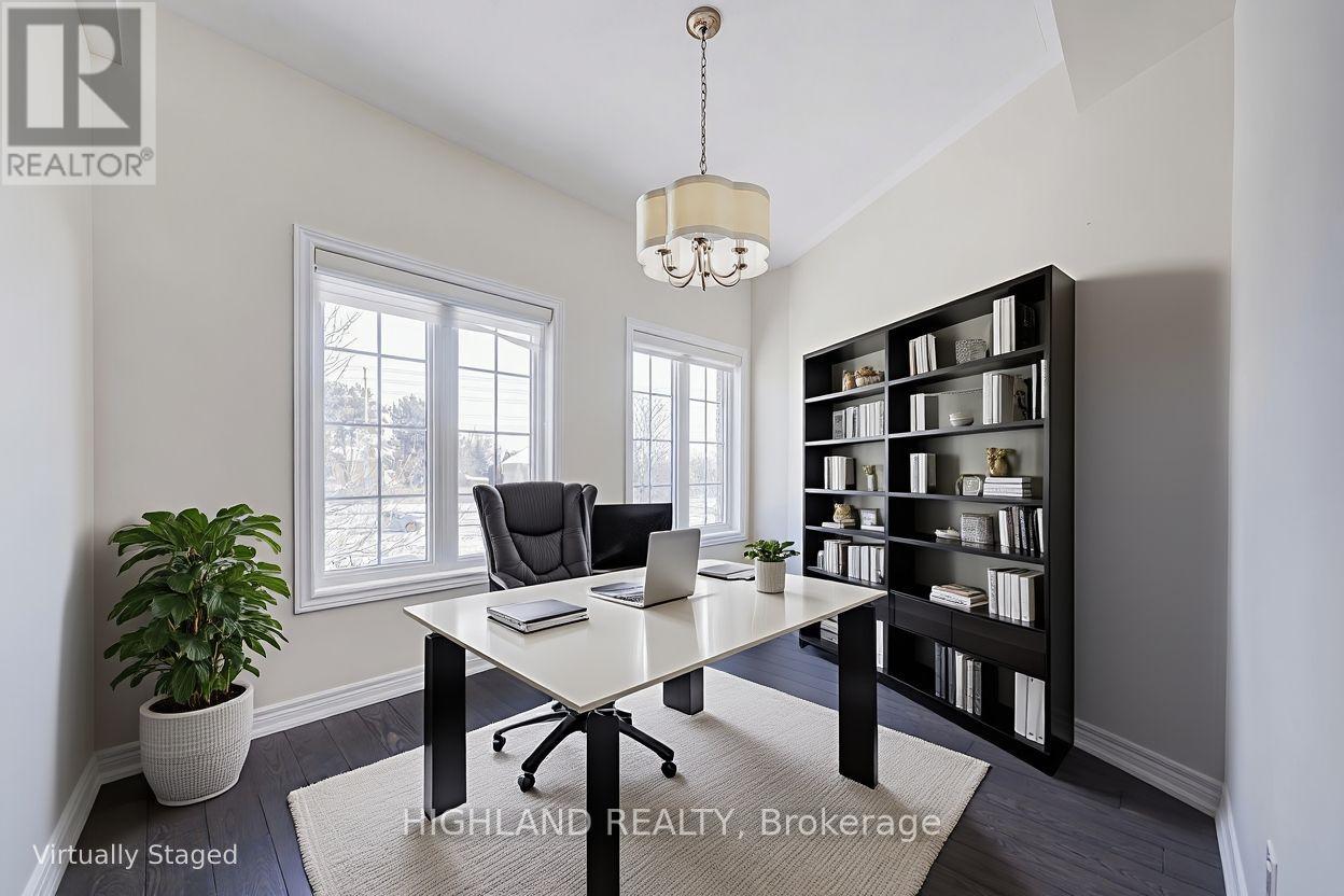 1569 Eglinton Avenue W, Mississauga, Ontario  L5M 7C1 - Photo 12 - W12759316