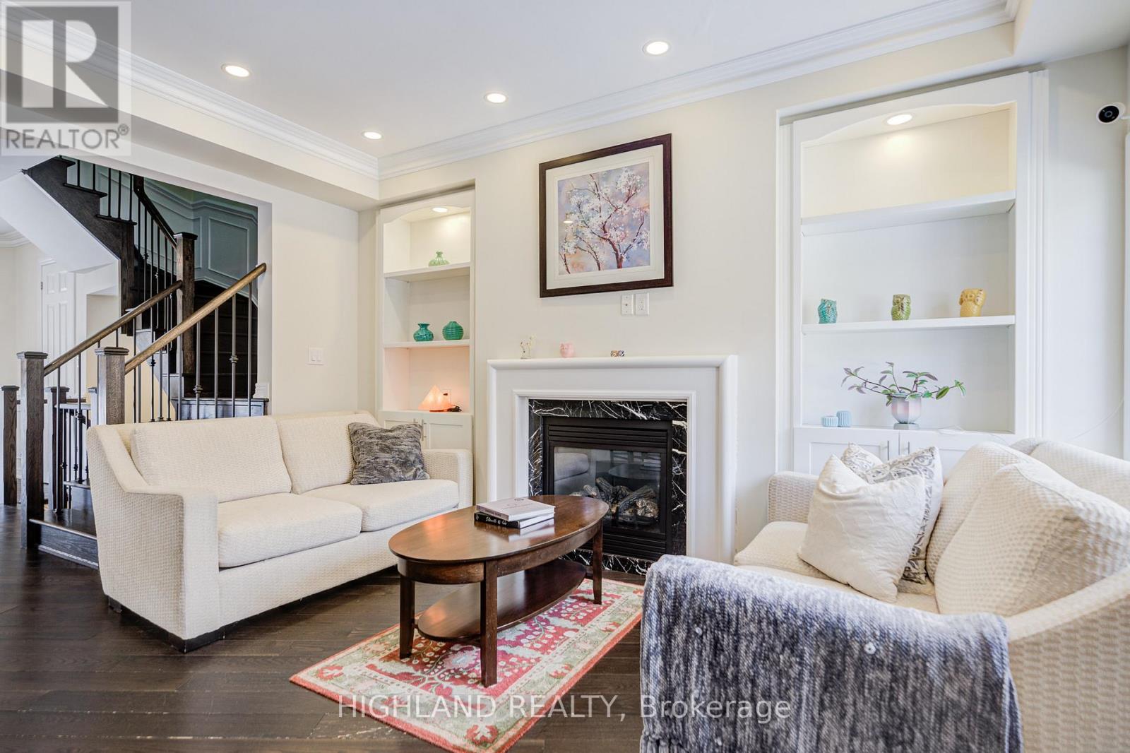 1569 Eglinton Avenue W, Mississauga, Ontario  L5M 7C1 - Photo 16 - W12759316