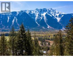 8203 MERLOT PEAK DRIVE, Pemberton, British Columbia