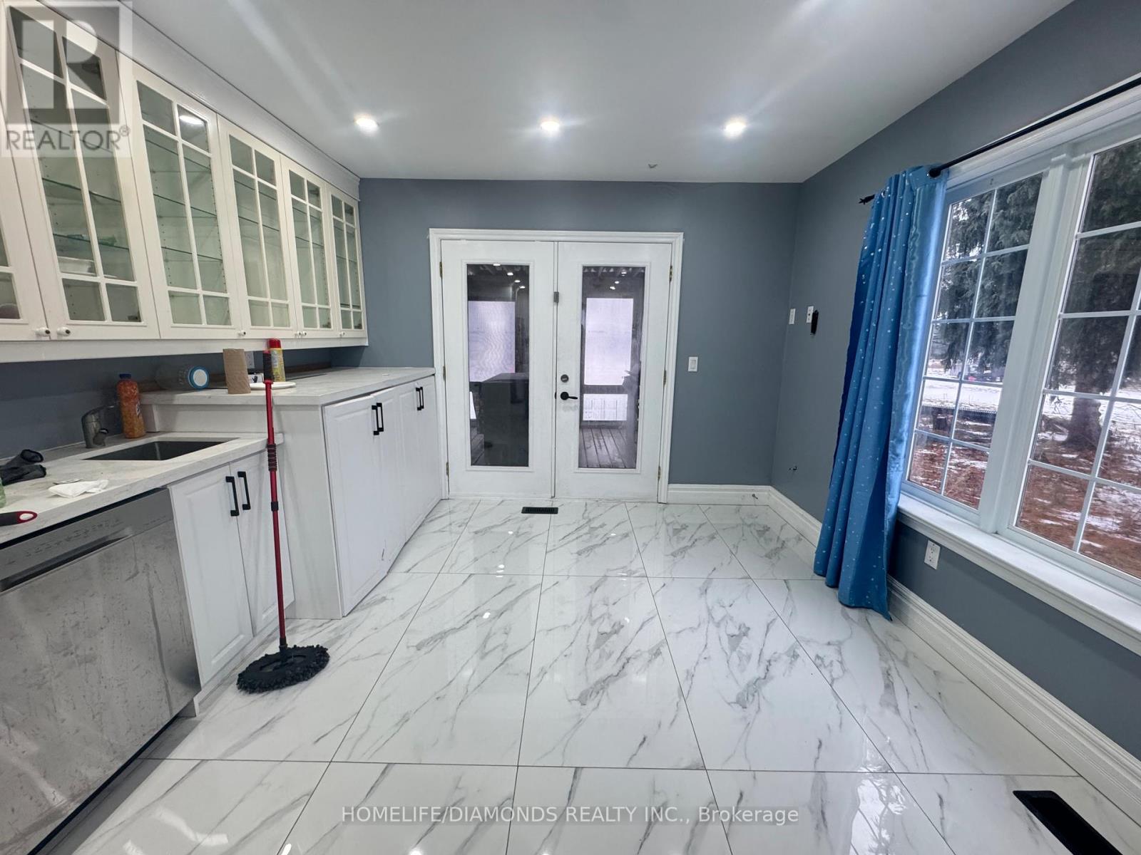 2654 Merrittville Highway, Thorold, Ontario  L0S 1P0 - Photo 5 - X12759268