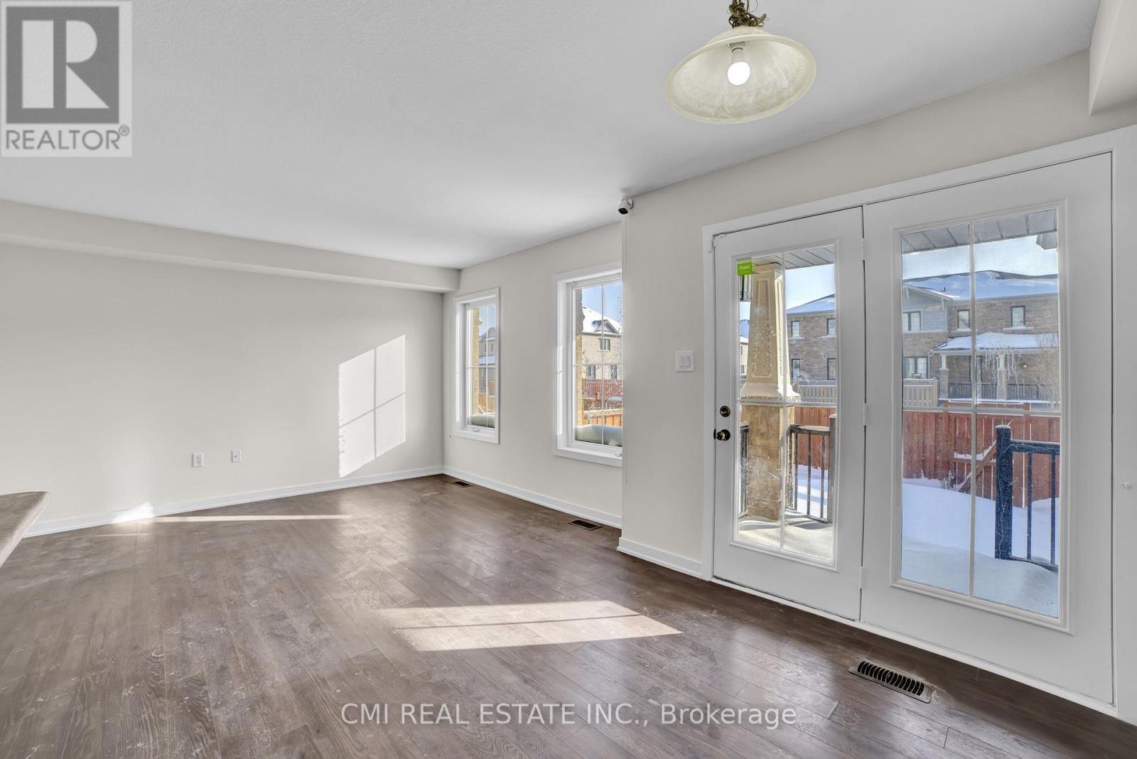 62 Sherway Street, Hamilton, Ontario  L8J 0J3 - Photo 16 - X12759308