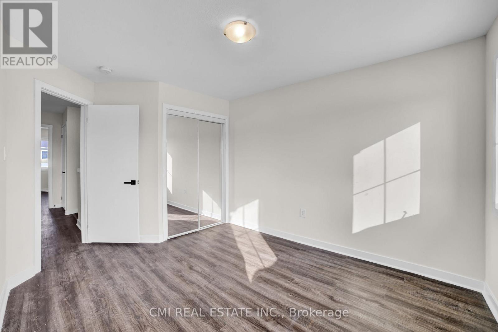 62 Sherway Street, Hamilton, Ontario  L8J 0J3 - Photo 23 - X12759308