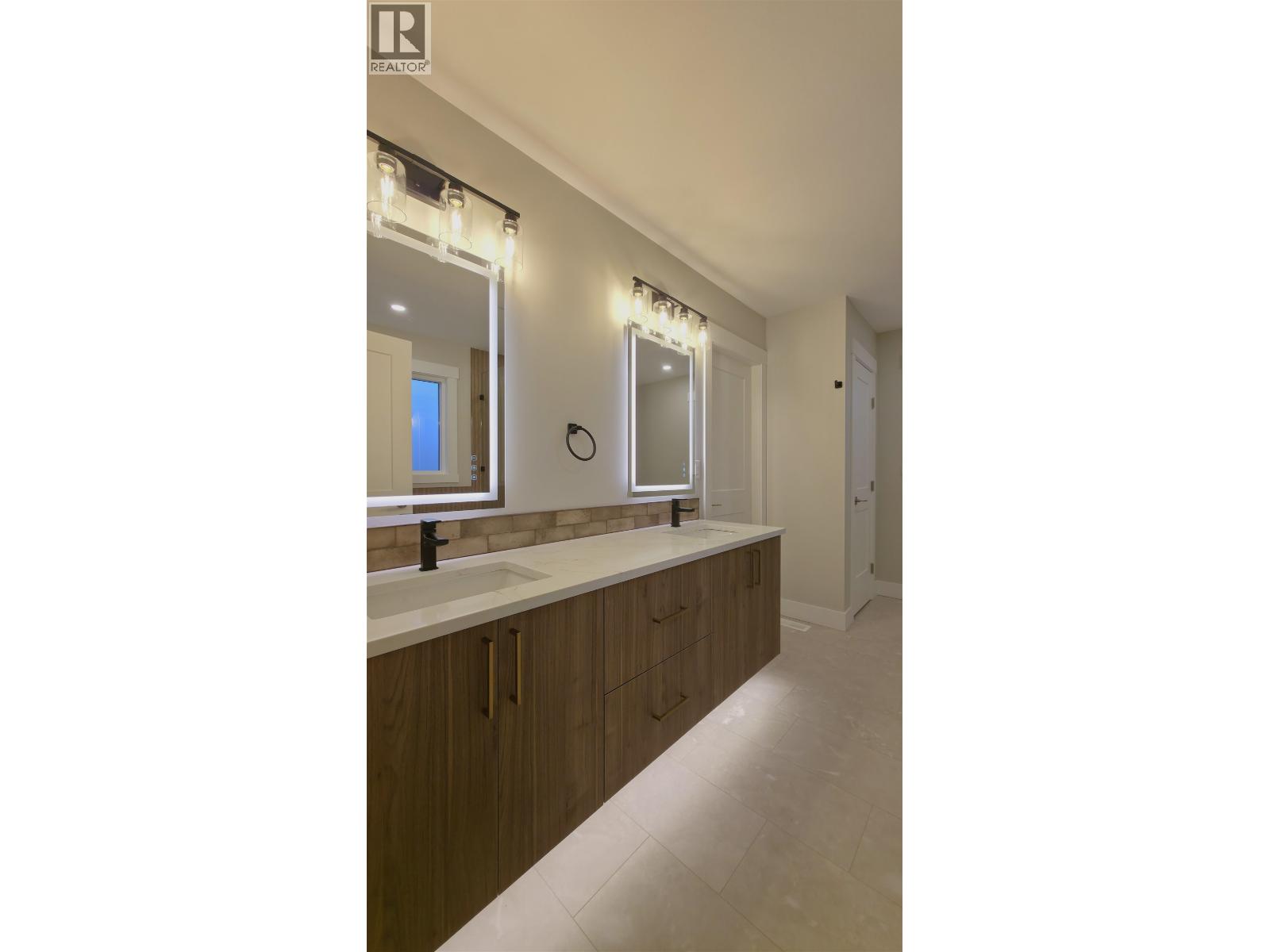 4132-4136 Munro Way, Prince George, British Columbia  V2N 0K1 - Photo 15 - R3086661