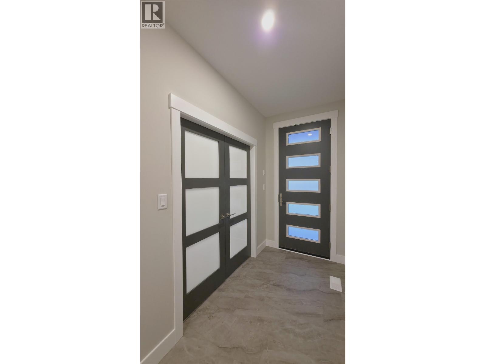 4132-4136 Munro Way, Prince George, British Columbia  V2N 0K1 - Photo 10 - R3086661