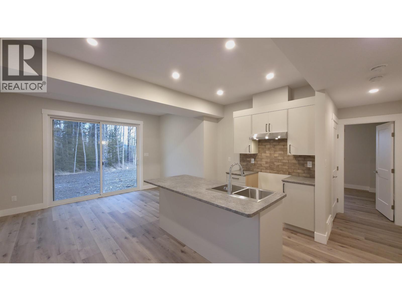 4132-4136 Munro Way, Prince George, British Columbia  V2N 0K1 - Photo 24 - R3086661