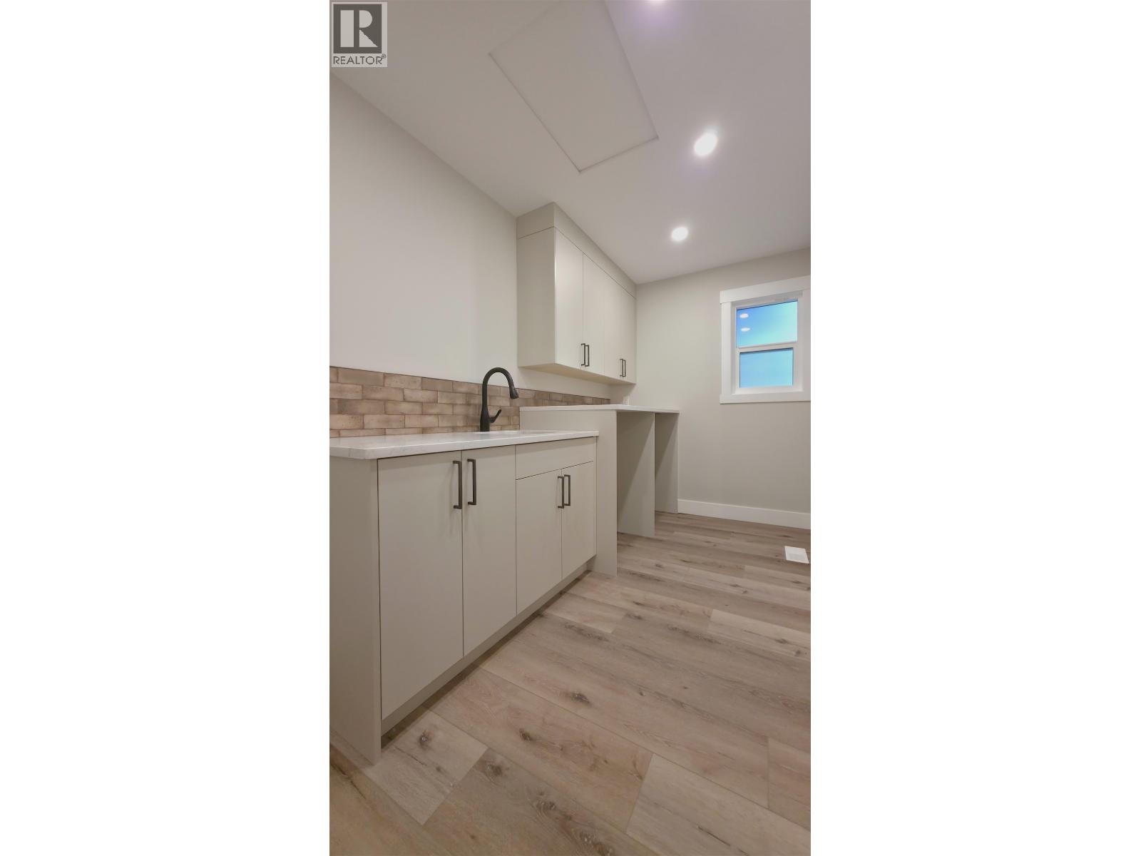 4132-4136 Munro Way, Prince George, British Columbia  V2N 0K1 - Photo 19 - R3086661