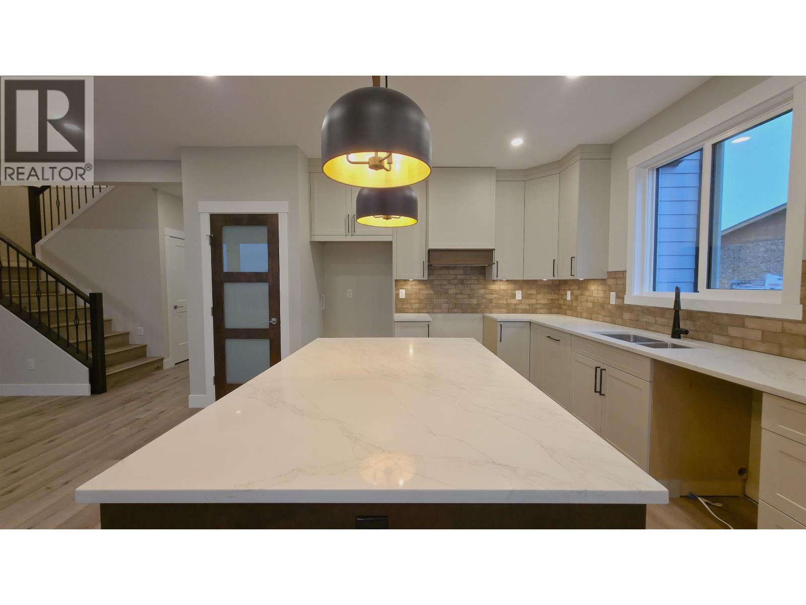 4132-4136 Munro Way, Prince George, British Columbia  V2N 0K1 - Photo 5 - R3086661