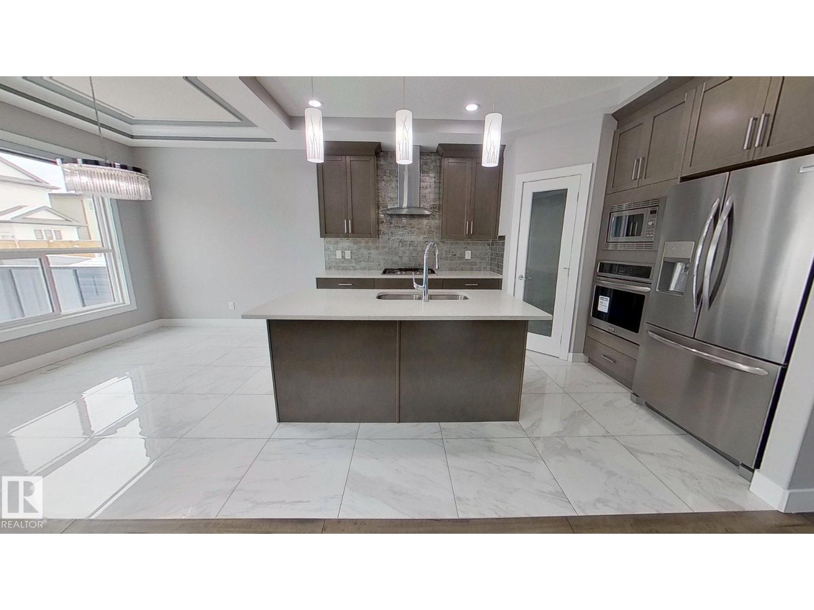 3016 12 Av Nw, Edmonton, Alberta  T6T 2H1 - Photo 7 - E4472070