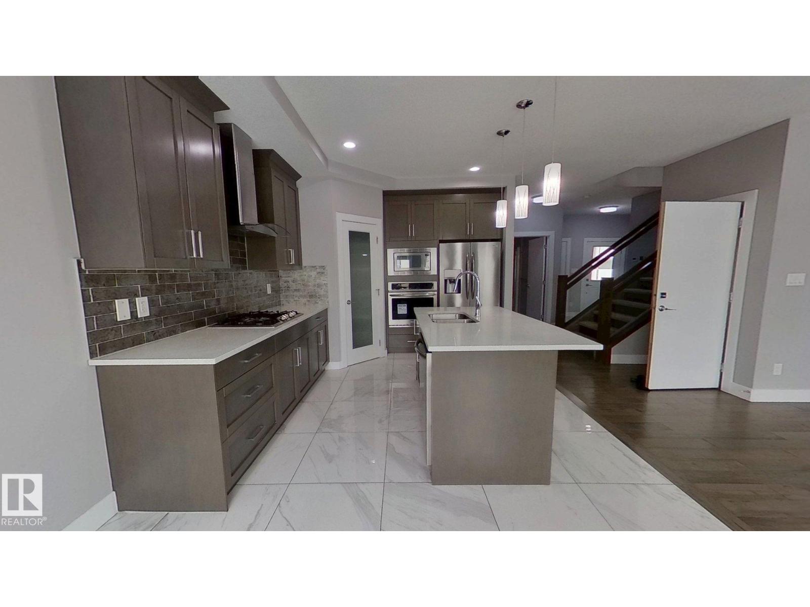 3016 12 Av Nw, Edmonton, Alberta  T6T 2H1 - Photo 8 - E4472070