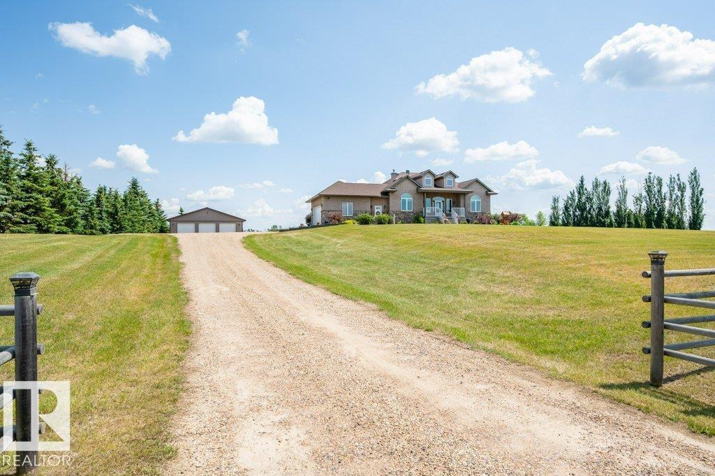 56203 Rge Road 230, Rural Sturgeon County, Alberta  T0A 1N0 - Photo 2 - E4472247