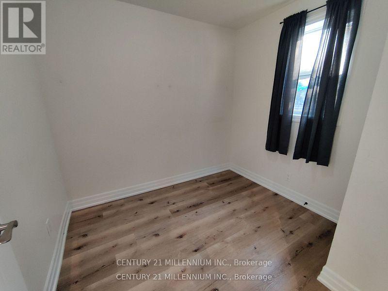 Main - 59 Garthdale Court, Toronto, Ontario  M3H 5P7 - Photo 10 - C12759380