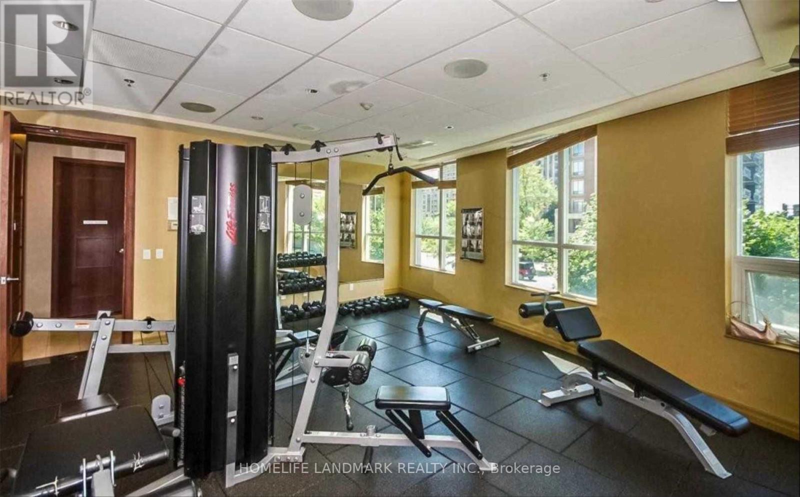 60 Byng Avenue, Toronto, Ontario  M2N 7K3 - Photo 8 - C12759382