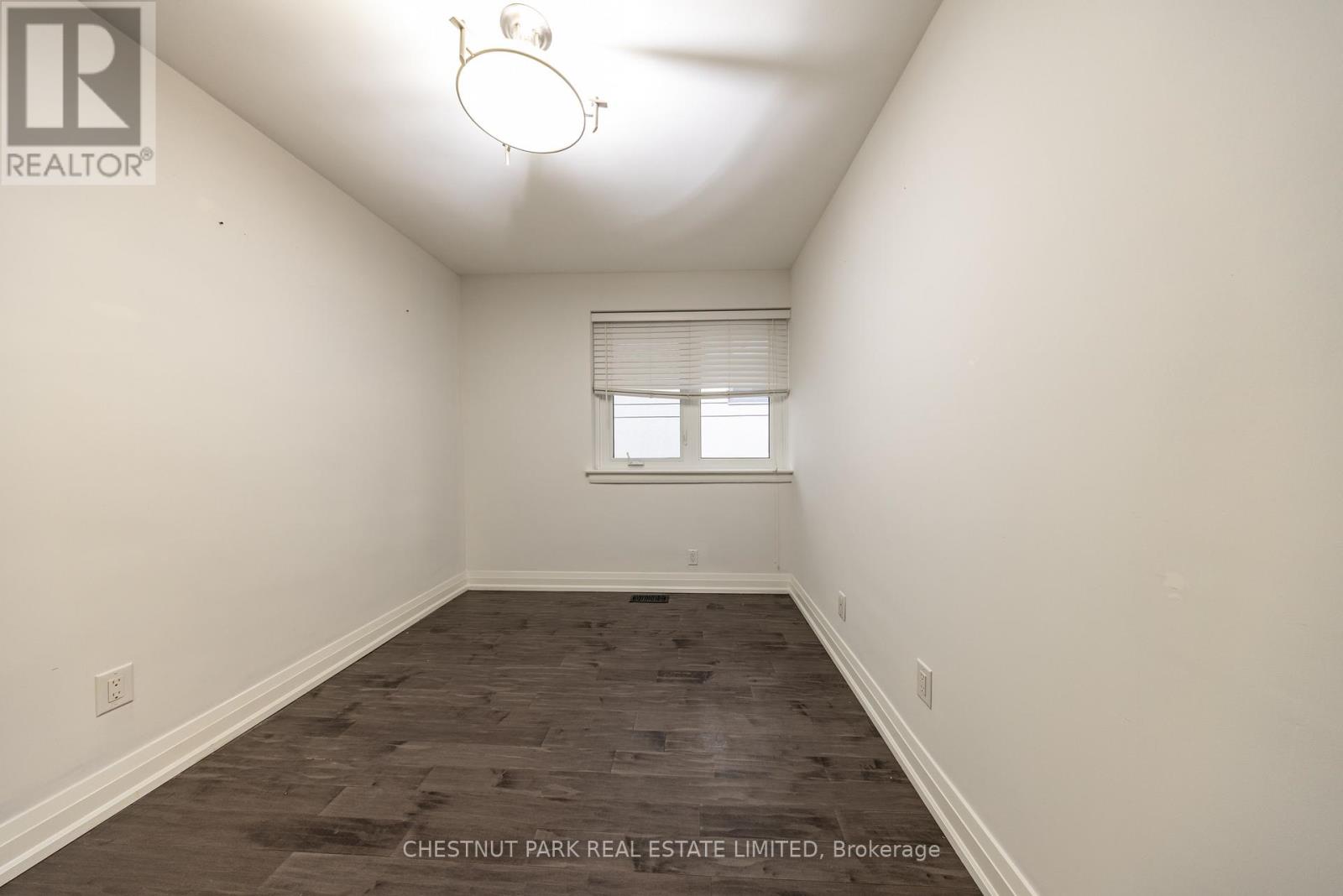 76 Berkinshaw Crescent, Toronto, Ontario  M3B 2T1 - Photo 18 - C12759416